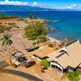 The front of Mantokuji Temple and cemetery as seen from above